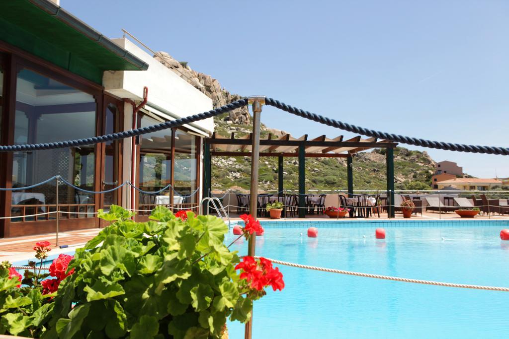 Hotel Miralonga La Maddalena  Exterior photo