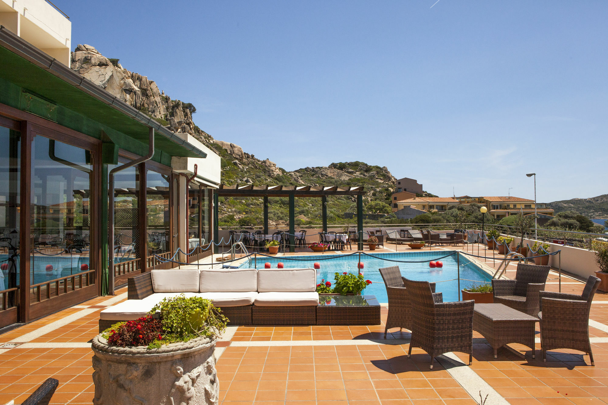 Hotel Miralonga La Maddalena  Exterior photo